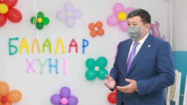 Махамбет Досмұхамбетов балалар үйі тәрбиеленушілерінің тұсауын кесті