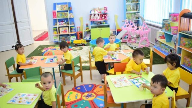 Ішімдік ішіп келген тәрбиеші балабақшада шу шығарды