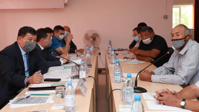 Атыраудың Ақжайық ауылында ауқымды жағажайлар салынуда