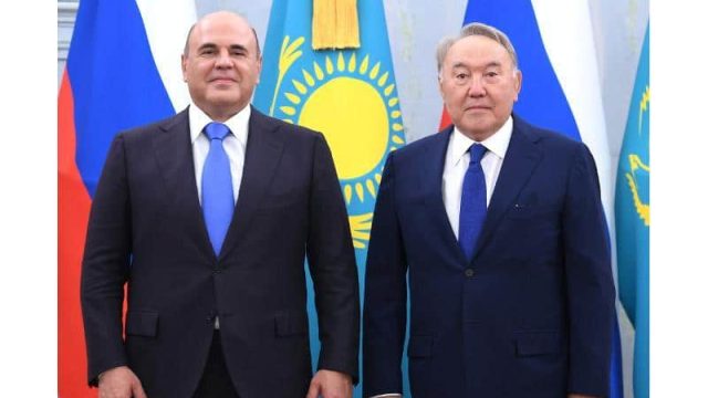 Нұрсұлтан Назарбаев Ресей Үкіметінің басшысымен кездесті