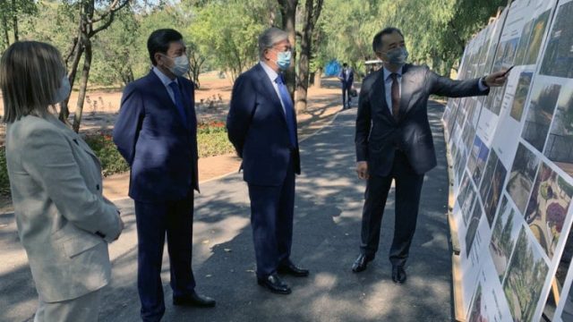 Қасым-Жомарт Тоқаев Алматыда жүргізіліп жатқан жұмыстарға оң баға берді