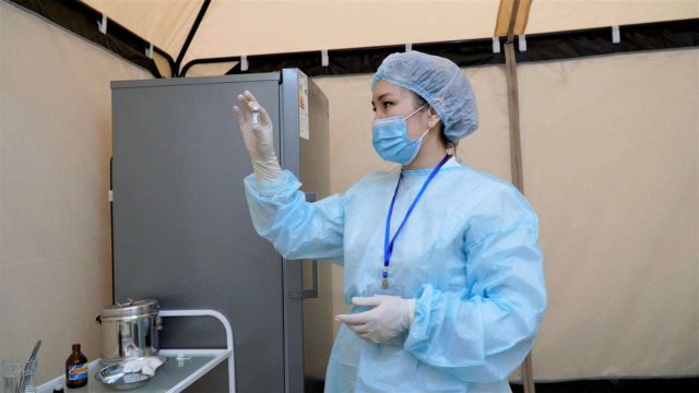 Елімізде 608 мыңнан астам адамға қызылшаға қарсы екпе егілді