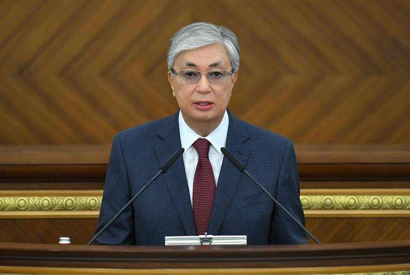 Президент екі мемлекеттік бағдарламаның мерзімін ұзартты