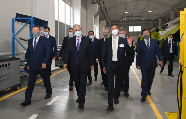 Қасым-Жомарт Тоқаев, Зауыт