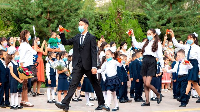 Бірінші класқа құжат қабылдау аяқталды: 400 мың өтініш түсті