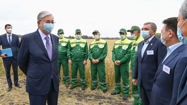 Президент: Ауыл шаруашылығы техникасын алуға берілетін несие мөлшері төмен болуға тиіс