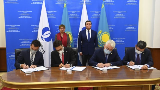 Үкімет пен ЕҚДБ Алматы әуежайын жаңғырту мен кеңейту жобасына келісті