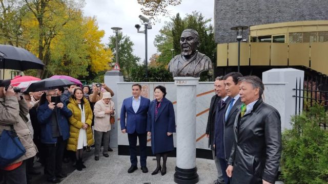 Германияда Абай Құнанбайұлына арналған ескерткіш ашылды