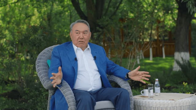 Нұрсұлтан Назарбаев тағы бір атағынан айырылды