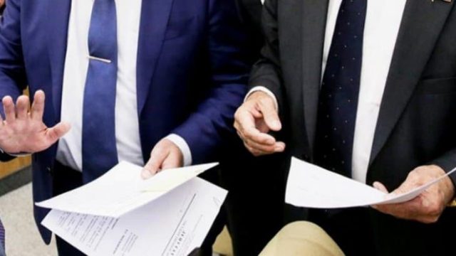 Солтүстік Қазақстанда екі шенеунік қызметінен қуылды