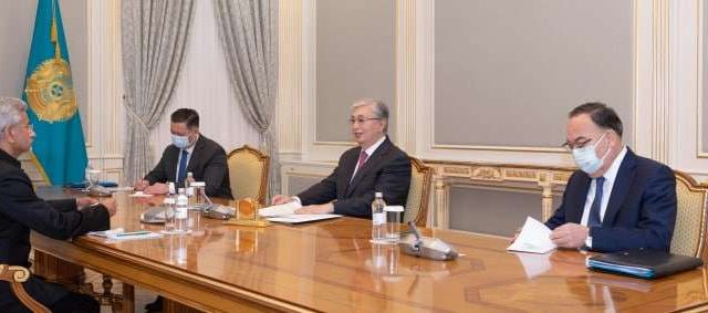 Мемлекет басшысы Үндістанның сыртқы істер министрін қабылдады