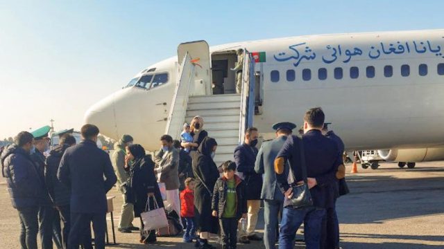 Ауған әйелдері тарнзиттік дәліз ретінде Алматы әуежайынан ұшады