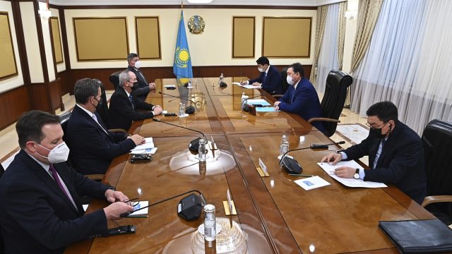 Асқар Мамин Chevron компаниясының вице-президентімен кездесті