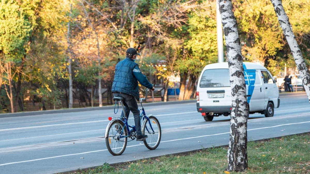 Алматы, велосипед, көше, жол