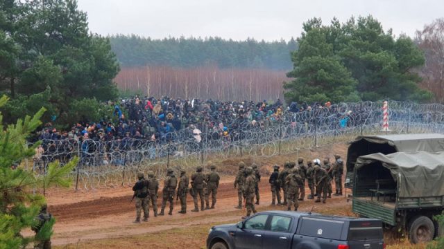 Польша мен Беларусь шекарасындағы жүк көліктерінің кезегі 25 шақырымға созылды