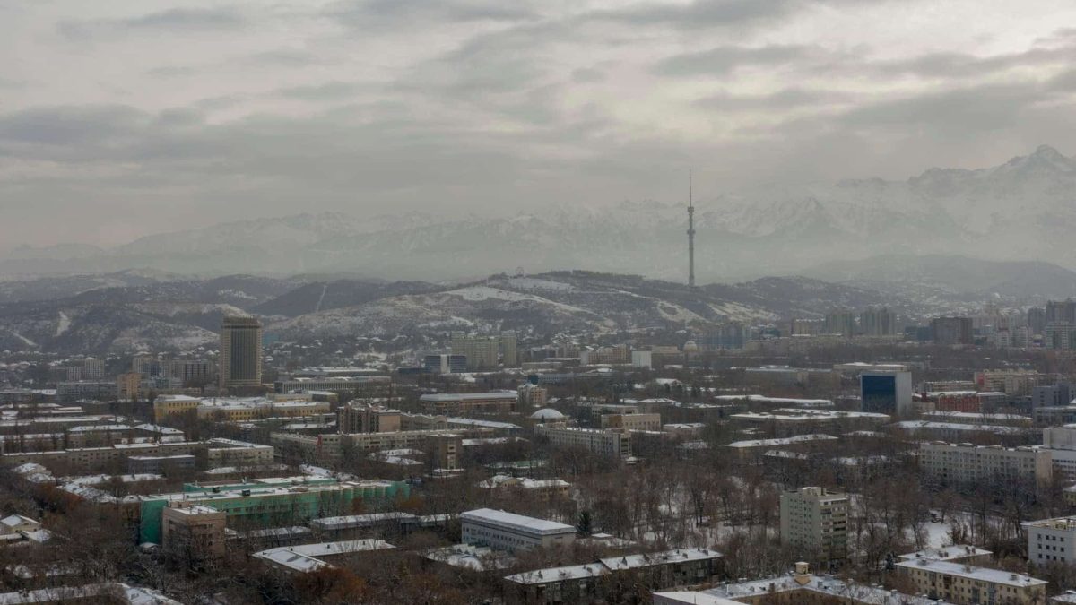 Алматы. Карантин, түтін, экология