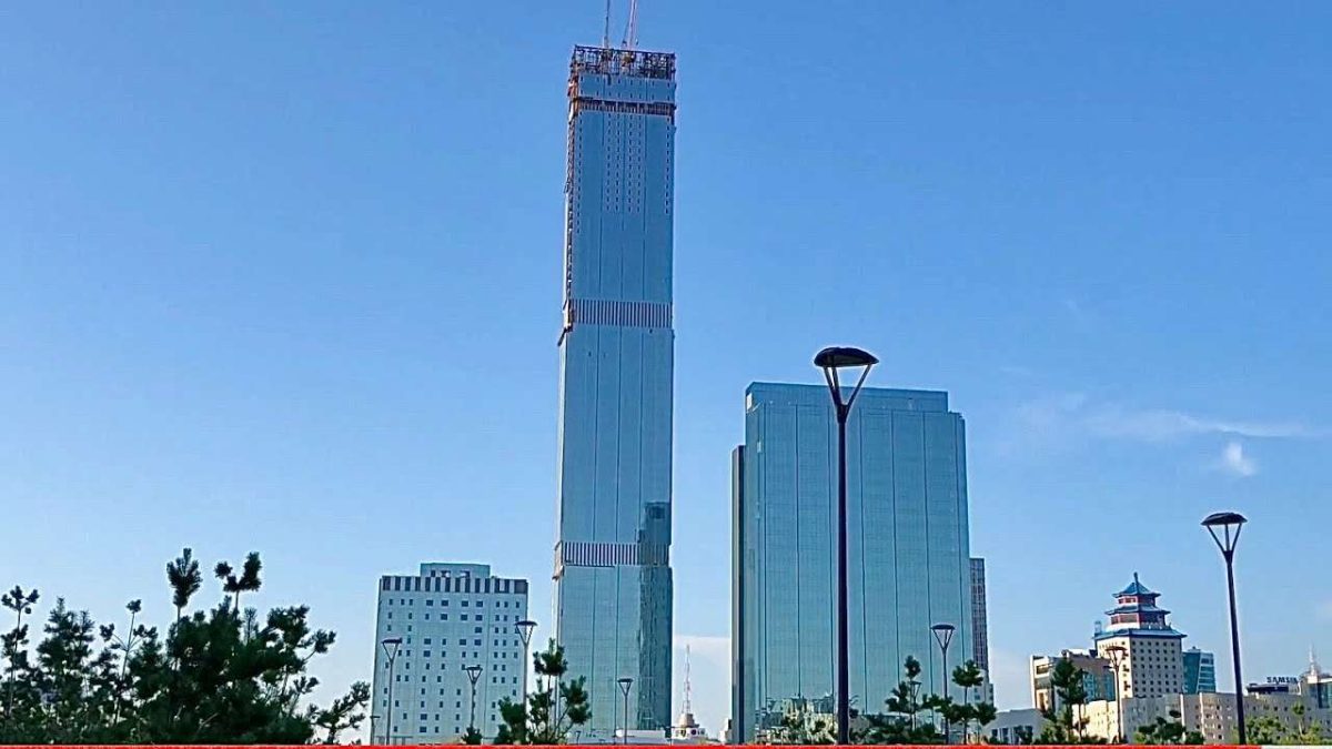 Abu Dhabi Plaza