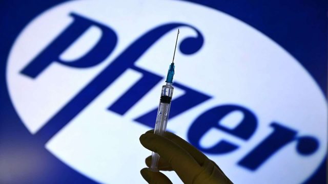 Министрлік елімізге Pfizer вакцинасы қашан әкелетінін айтты
