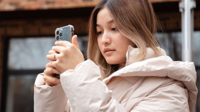 Мәдина Алданияз адамдардың көзқарасын өзгертетін видеоларды қалай түсіреді?