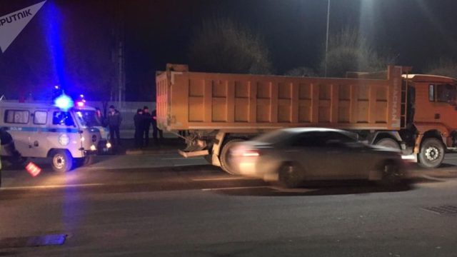 Батыс Қазақстанда жүк көлігі жолдан шығып кетті