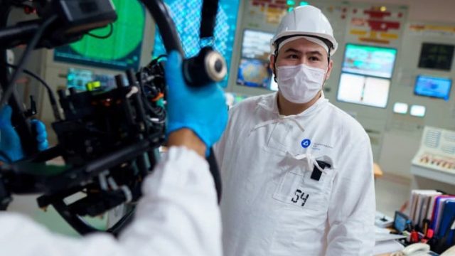 Imanbek жаңа трегіне атом дыбысын жазу үшін Ресейдегі АЭС-ке барды
