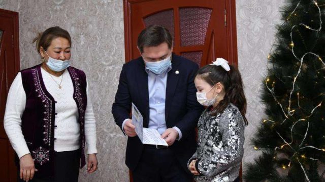 Шымкентте 221 бала президенттің жаңажылдық сыйлығын алды