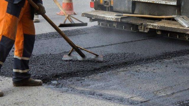 Алматының Әуезов ауданында 33 көше жөнделді
