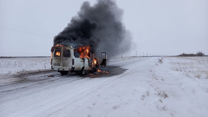 Павлодар облысында мектеп автобусы өртеніп кетті