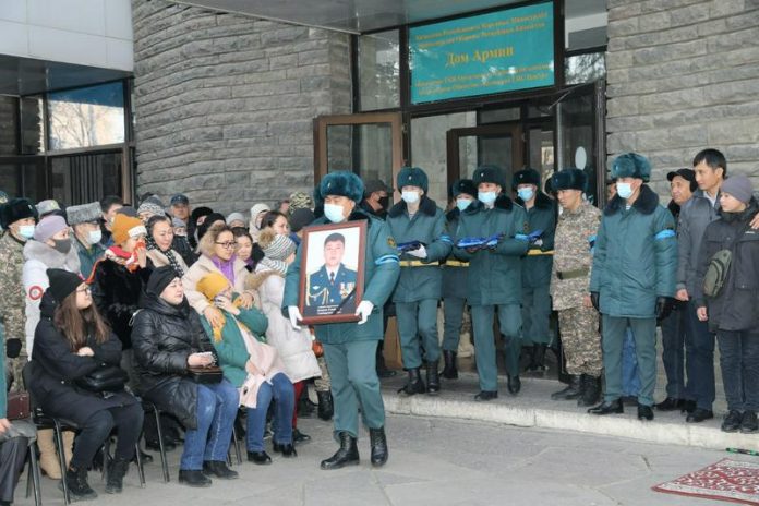 подполковник Сәндібек Хаиров