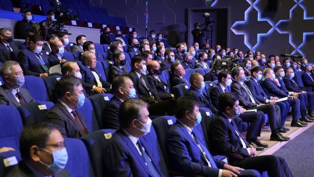 Президент «болашағын Қазақстанмен байланыстыратын» бизнесмендерге ескерту жасады