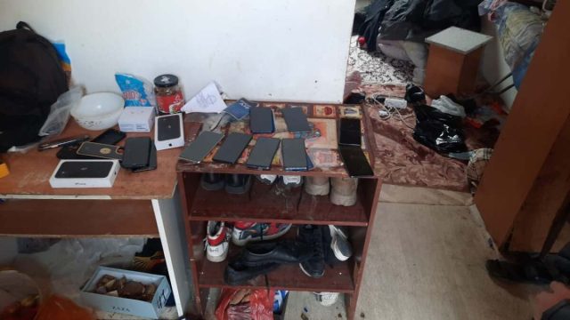 Алматыда 17 жастағы жасөспірім ломбардты тонаған