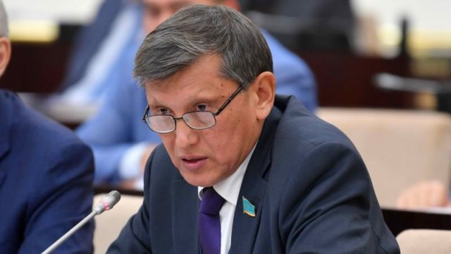Нұртөре Жүсіп: Өз мүлкін өзі ойранға салатын қаніпезерлік қайдан шықты?