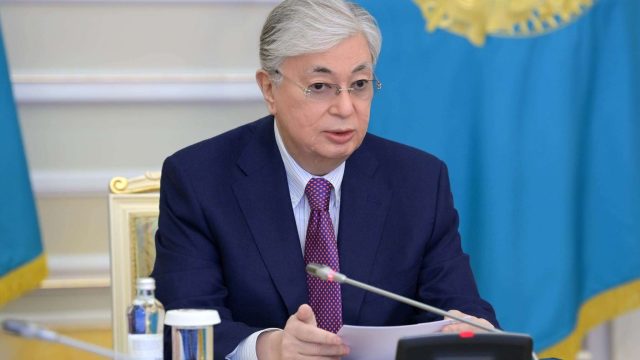 Тоқаев қазақстандықтарды Республика күнімен құттықтады