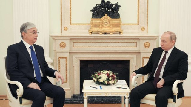 Мемлекет басшысы Владимир Путинмен келіссөз жүргізді