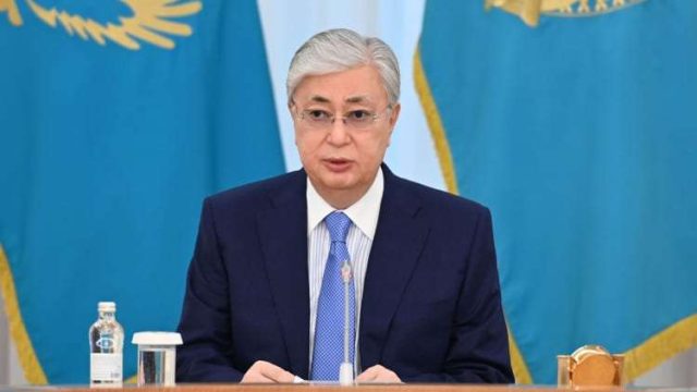 Украинадағы жағдай: Тоқаев жедел шаралар жоспарын қабылдауды тапсырды
