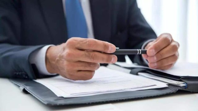 Қазақстандық әкімдердің орташа жасы белгілі болды