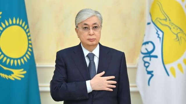 Президент жастарға мүмкіндік бермеуді партияның «негізгі кемшілігі» деп атады