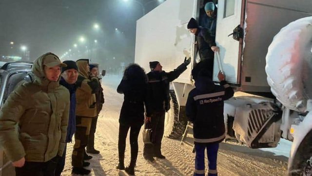 Елімізде су тасқынынан 800-ге жуық тұрғын эвакуацияланды