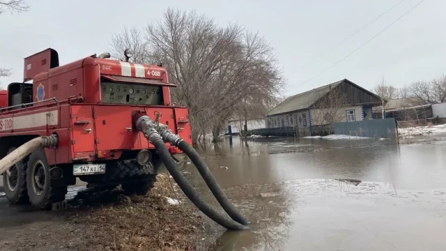 Ел аумағында су тасқынымен күресу үшін 360 техника дайындалды