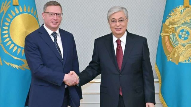 Президент қандастарымызға қолдау көрсеткені үшін Омбы губернаторына алғыс айтты