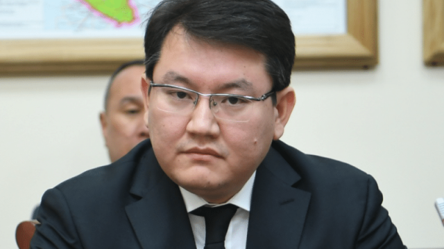 Мәлік Отарбаев президент кеңесшісі болды