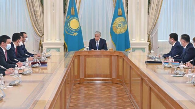 Конституциялық кеңес президент өтінішін қабылдады