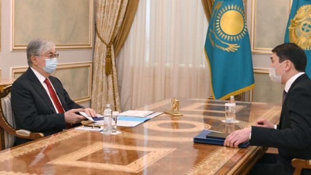 Тоқаев «ҚазМұнайГаздың» жаңа төрағасын қабылдады