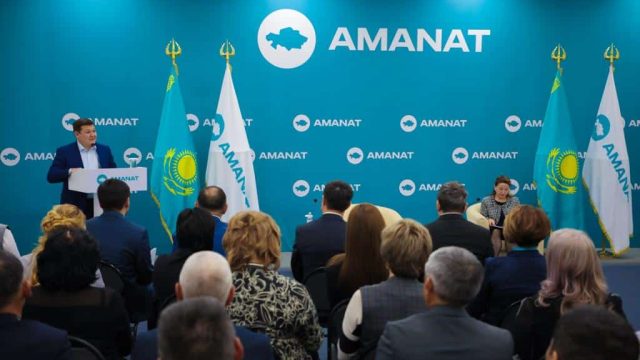 Amanat партиясы: өңірлердегі кездесулер еліміздің шығысында жалғасты