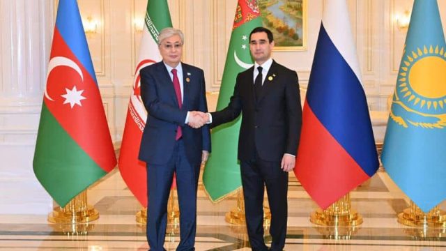 Қазақстан президенті Түрікменстан президентімен кездесті