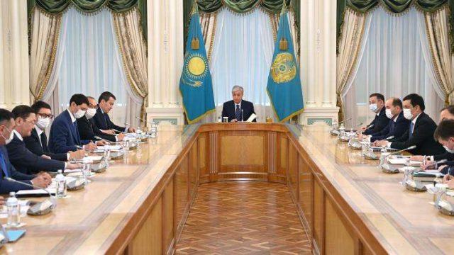 Тоқаев: Мемлекеттің байлығы белгілі бір адамдарға тиесілі емес