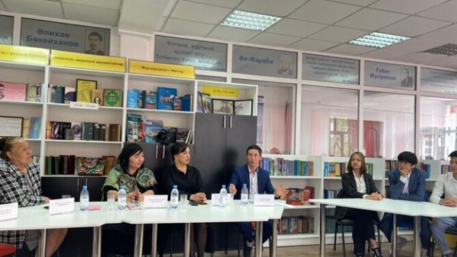 Кәсіпкер әйелдер Талдықорған студенттеріне бизнестегі құпияларын ашты    
