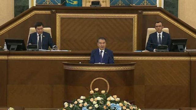 Қайрат Мәми конституциялық реформаның неге керек болғанын айтты