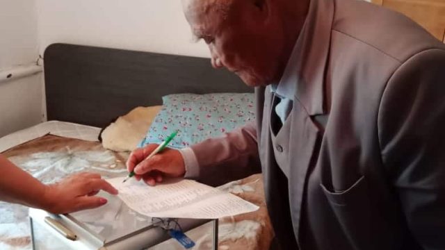 98 жастағы соғыс ардагері референдумда дауыс берді