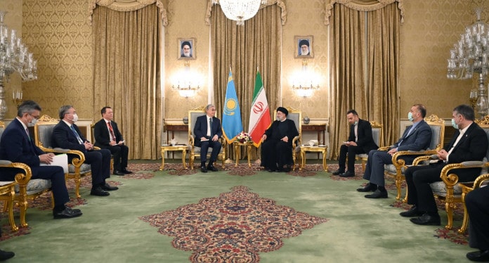 Қасым-Жомарт Тоқаев және Иран президенті Ибрахим Раиси